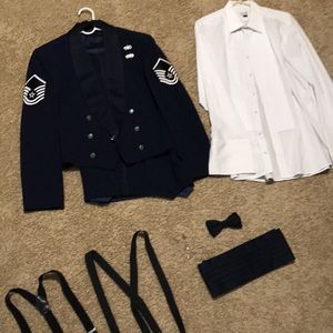 USAF Mess Dress (men’s enlisted)